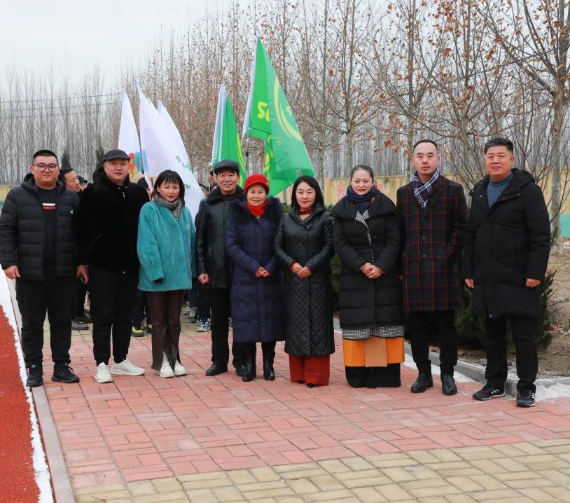 第244所  山东省平度市明村镇前楼星空在线手机版(大中国区)韩雪公益小学