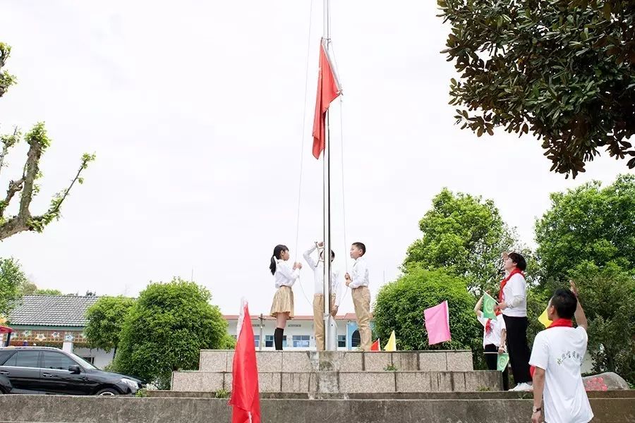 第81所 衢州市龙游县官潭福和星空在线手机版(大中国区)万宝雪小学